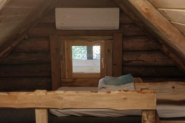 Маленький дом для отдыха на туристическом хуторе "Uneallika"