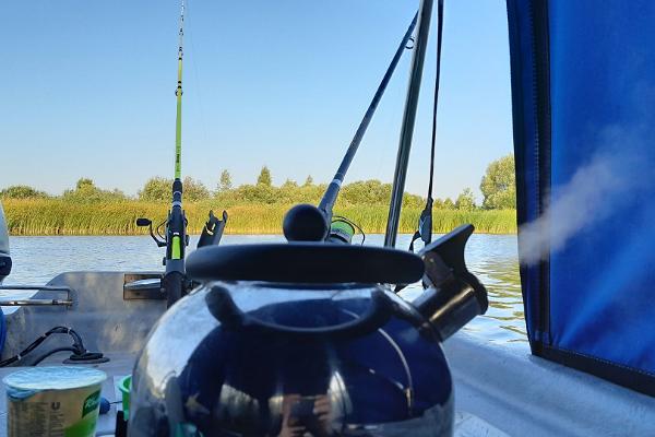 Boat trip at Emajõe Suursoo with a motor boat "Tent boat"