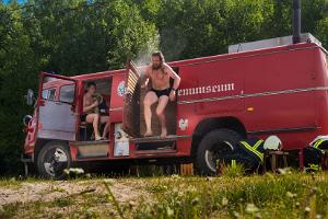 Frivilliga brandkårens bastu i brandbilen