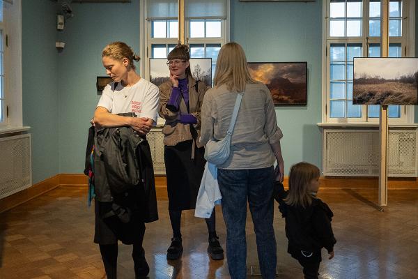 Näitus "Kohanemise kunst"