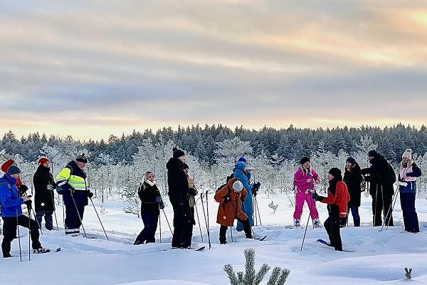 Guided snowshoe hike in Koitjärve Bog