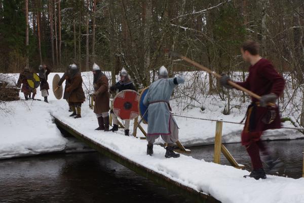 An epic demonstration of a Viking battle and their equipment