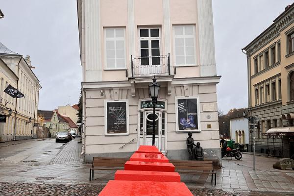Det lutande huset i Tartu