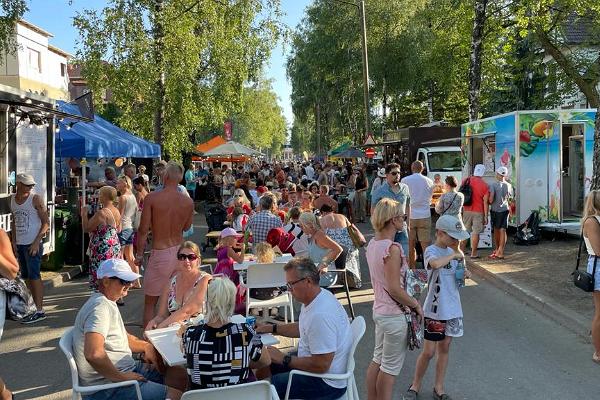 Straße der Geschmäcke in Pärnu - Straßenessen-Festival 