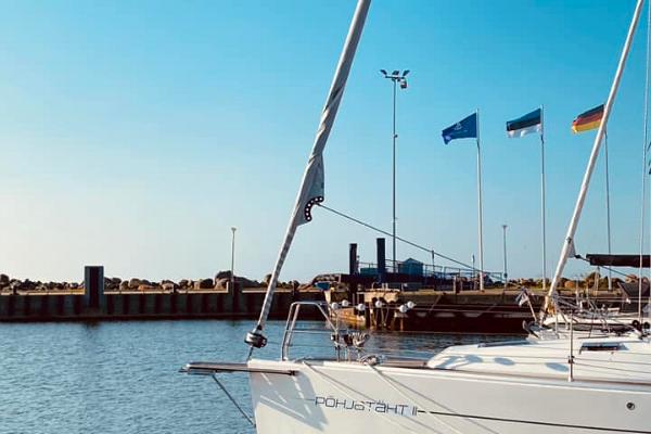 Sailing on-board Põhjatäht on Pärnu Bay