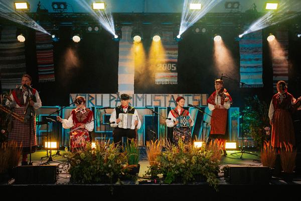 Festival traditioneller Tänze in Võru