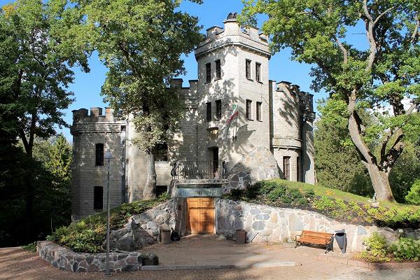 Pohjois-Viron helmiä – Padisen luostari ja von Glehnin puisto
