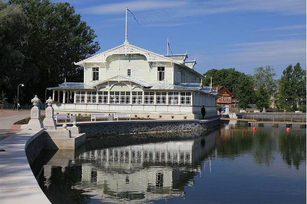 Sommerrestaurant des Kursaals in Haapsalu (dt. Hapsal)