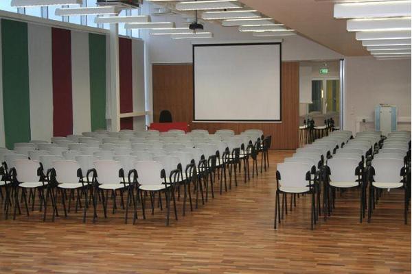 Ida-Virumaa kutsehariduskeskuse Narva konverentsiruumid