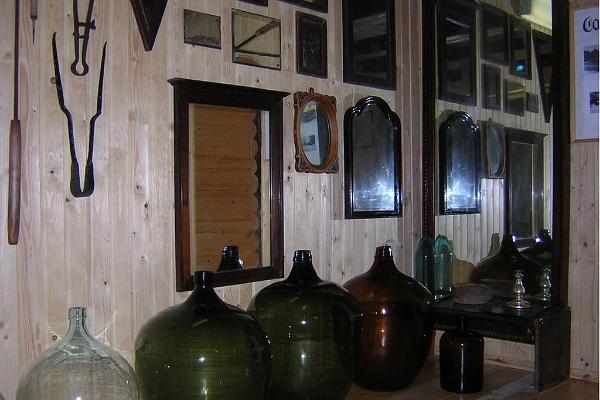 Meleski glasmuseum - privat samling