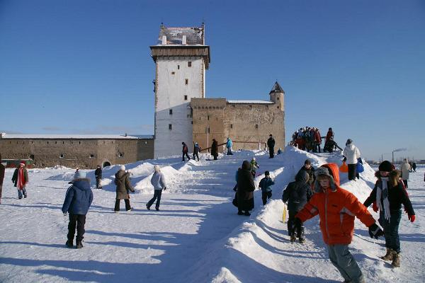 Narva Linnus