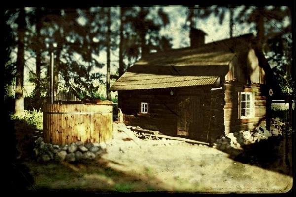 Die Rauch- und Fass-Sauna auf dem Elmari Bauernhof
