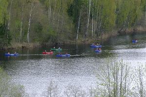 Brauciens ar kanoe pa Korastes ezeru grupu