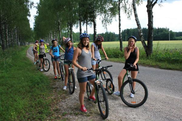 Guided scooter trips in Taevaskoda on the trails of "Viimne reliikvia"