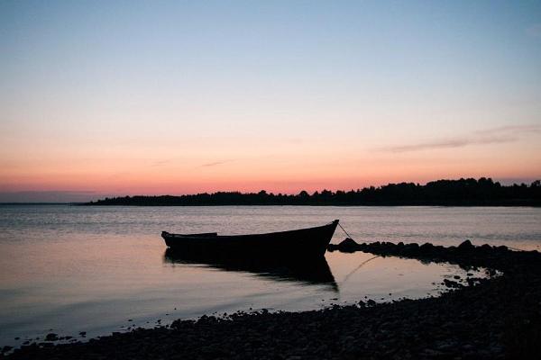 Mit dem Boot auf die Holme von Hiiumaa